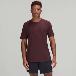 Lululemon Drysense Short Sleeve Shirt Black Cassis Burgandy XL